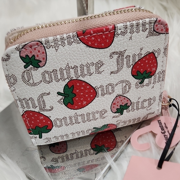 🔹️Juicy Couture🔹 Freshly Picked Small Zip Around Strawberry Wallet Peach White - Picture 6 of 10